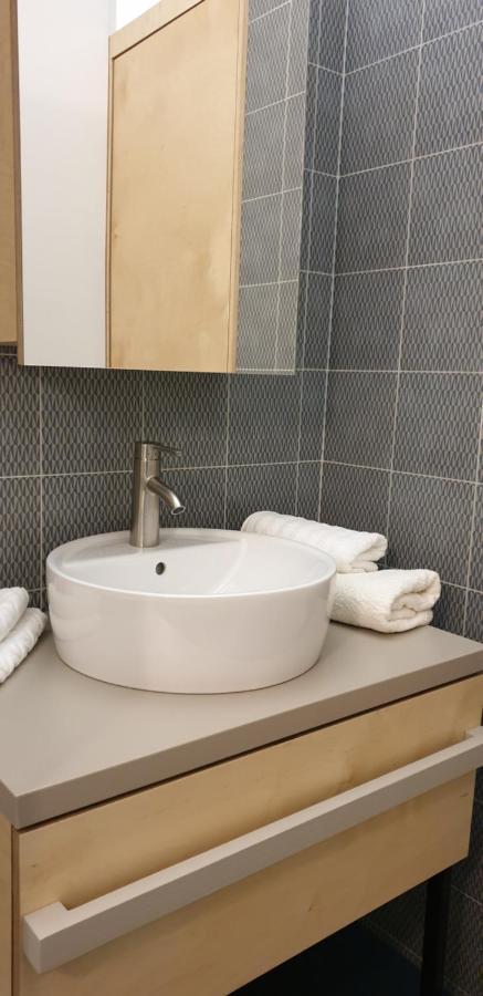 Genius Guest Unique Banovci Apartment Extérieur photo